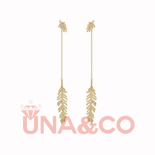 Single Graceful Long Feather Detachable Earrings